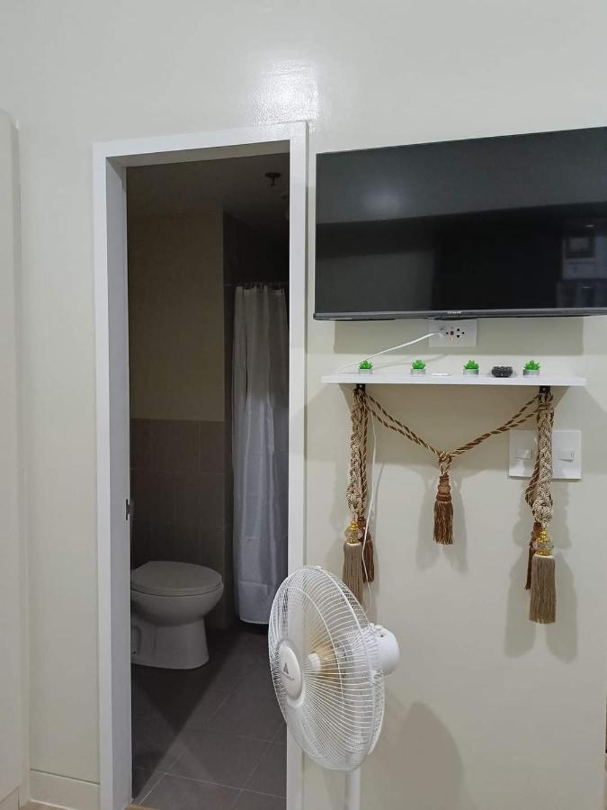 Budget Accommodation Holland Park Condominium Southwoods Binan Laguna Jalang Ngoại thất bức ảnh