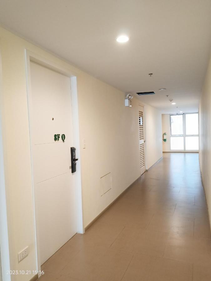 Budget Accommodation Holland Park Condominium Southwoods Binan Laguna Jalang Ngoại thất bức ảnh