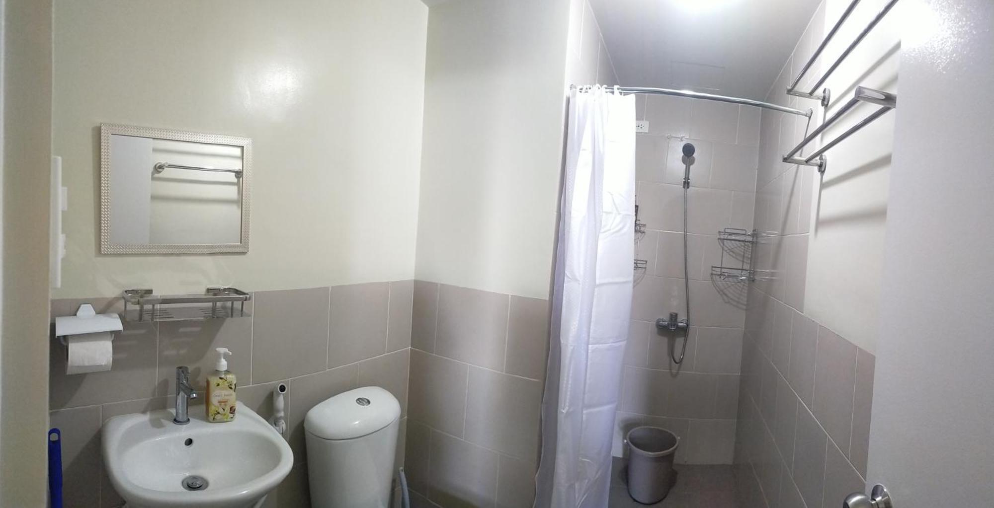 Budget Accommodation Holland Park Condominium Southwoods Binan Laguna Jalang Ngoại thất bức ảnh